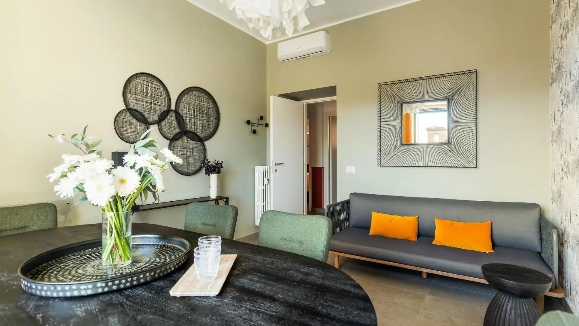 Cozy Apartment Gianicolense 3Bdr Rome 0*,  Italy