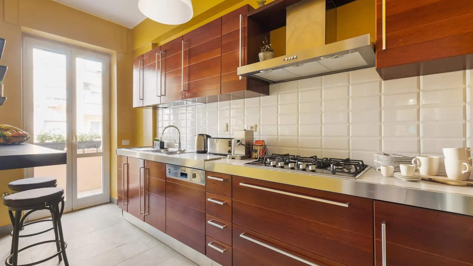 Cozy Apartment Gianicolense 3Bdr Rome 0*,  Italy